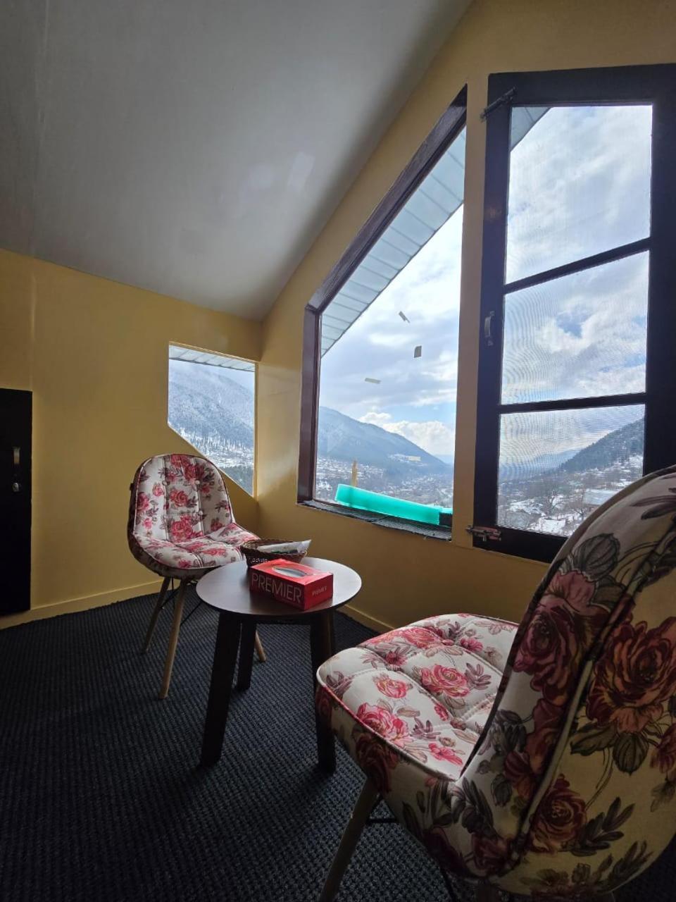 Cliff Cottage Pahalgam, Kashmir Batakut Eksteriør bilde